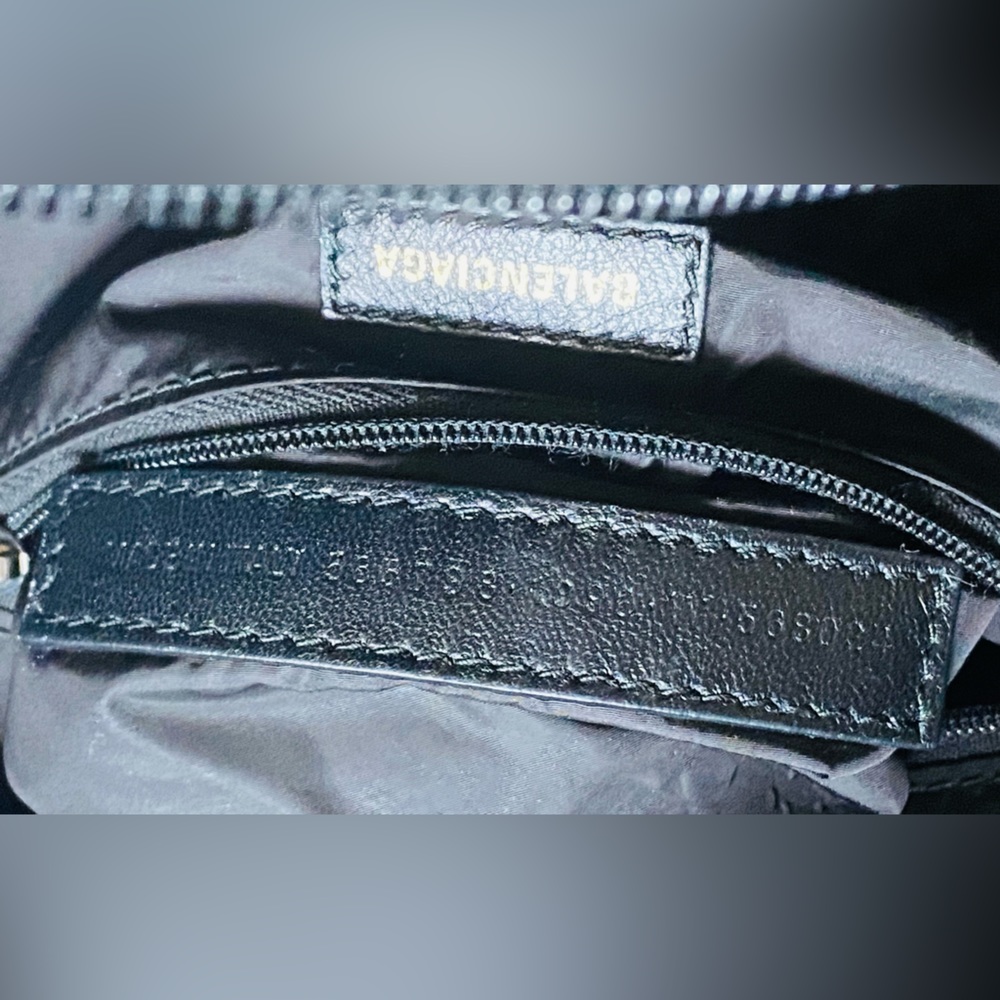 BALENCIAGA
Wheel Backpack size Small - Picture 7 of 9